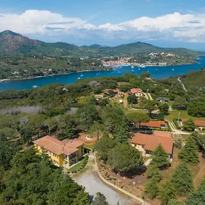 https://villino-nel-bosco.it-tuscanyhotel.com