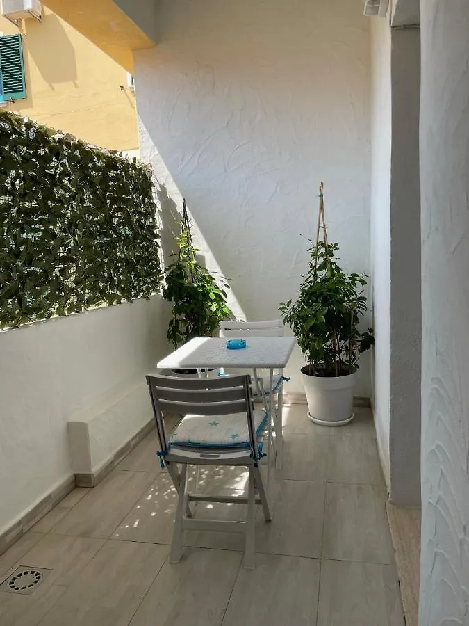 Apartment Case Del Mar Nel Centro Storico Santa Teresa Gallura Italy