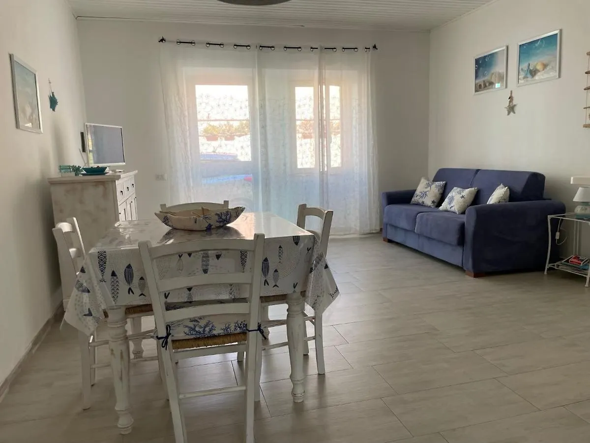 Apartment Case Del Mar Nel Centro Storico Santa Teresa Gallura Italy