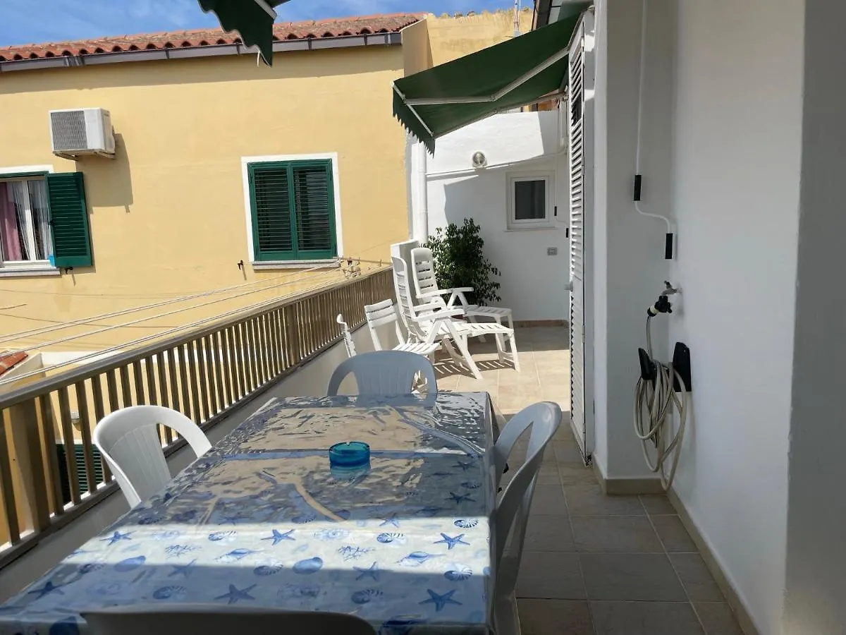 Apartment Case Del Mar Nel Centro Storico Santa Teresa Gallura